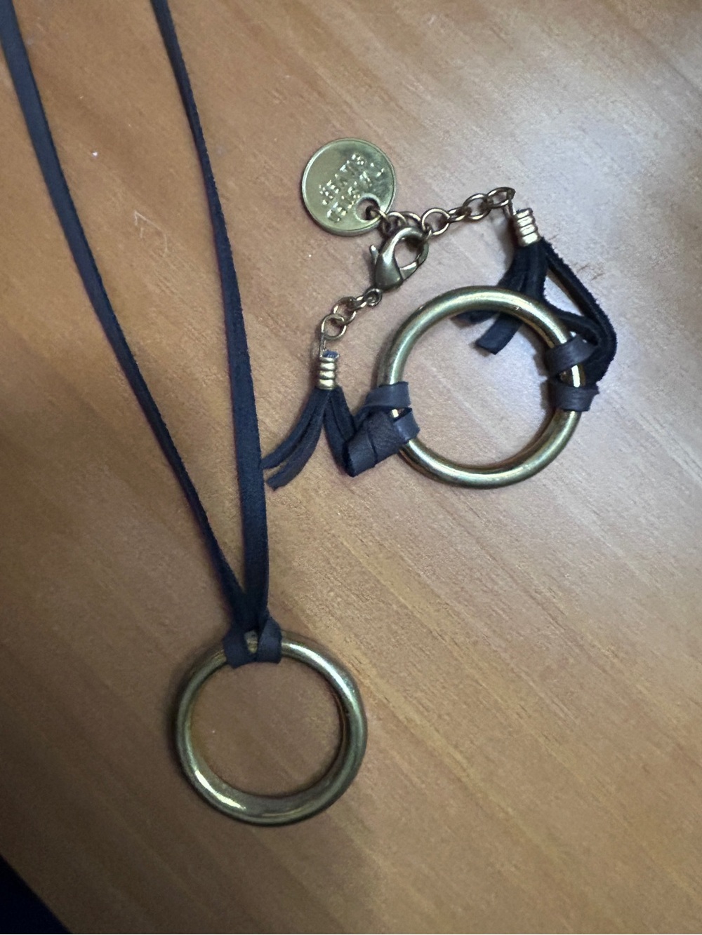 Twisted Silver Circle Pendant Necklace and Bracelet Set - Black and Gold